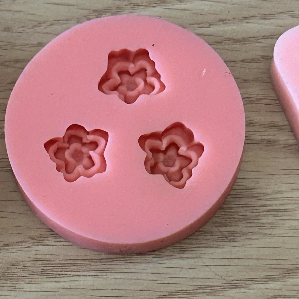 Lot of 4 Silicone Molds Wax Melt Candle Soap Baking Sea Shell Ocean Mermaid